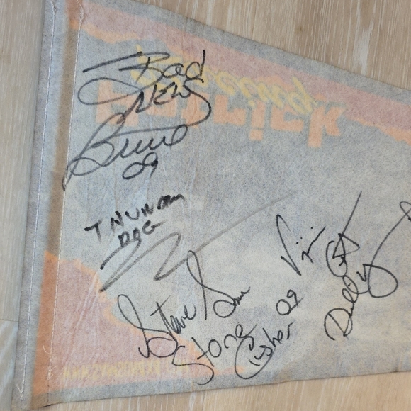 Samson Monster Truck Signed Pennant – Patrick Racing Team Autographs 2009 - Picture 3 of 7